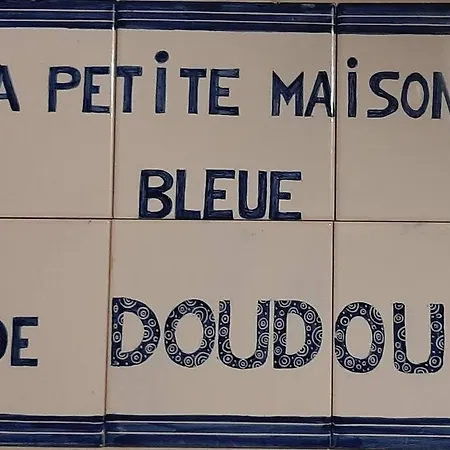 La Maison Bleue De Doudou - Coeur De Village Appartement